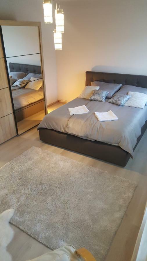 Gutenberg utca Apartman Szeged Buitenkant foto