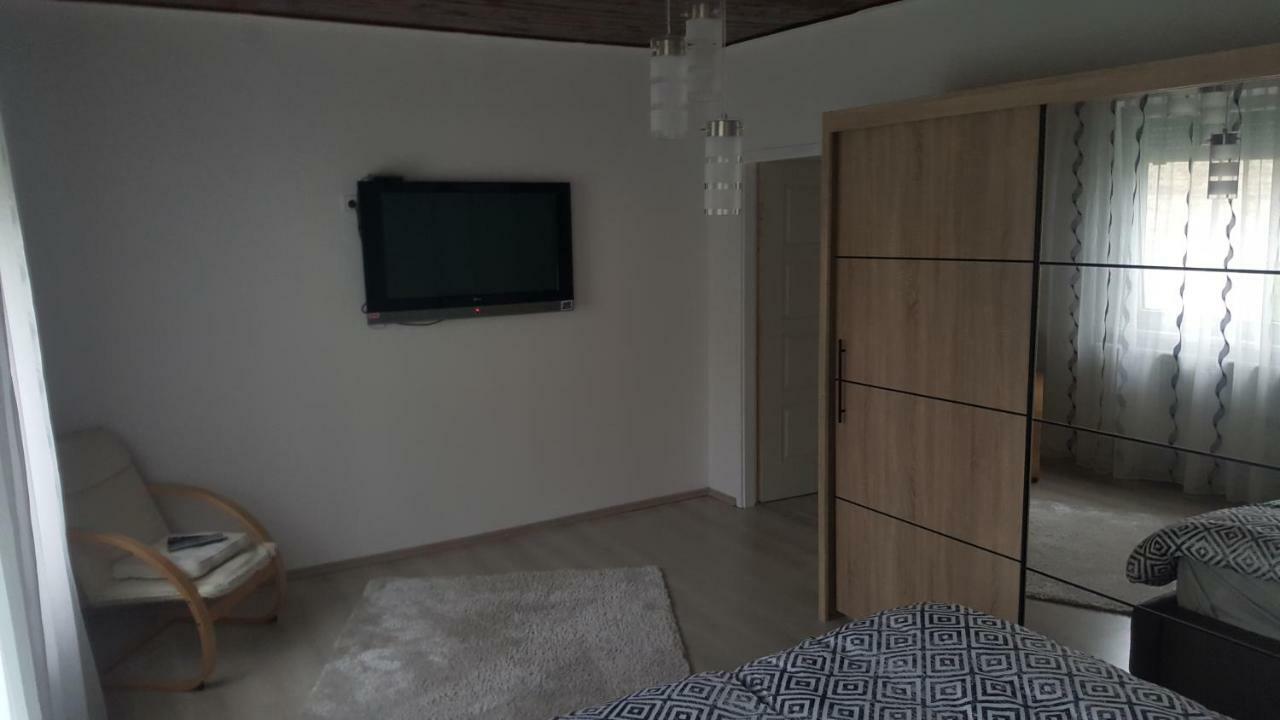 Gutenberg utca Apartman Szeged Buitenkant foto