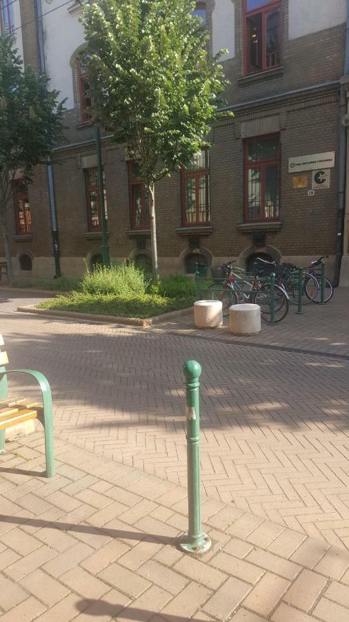 Gutenberg utca Apartman Szeged Buitenkant foto